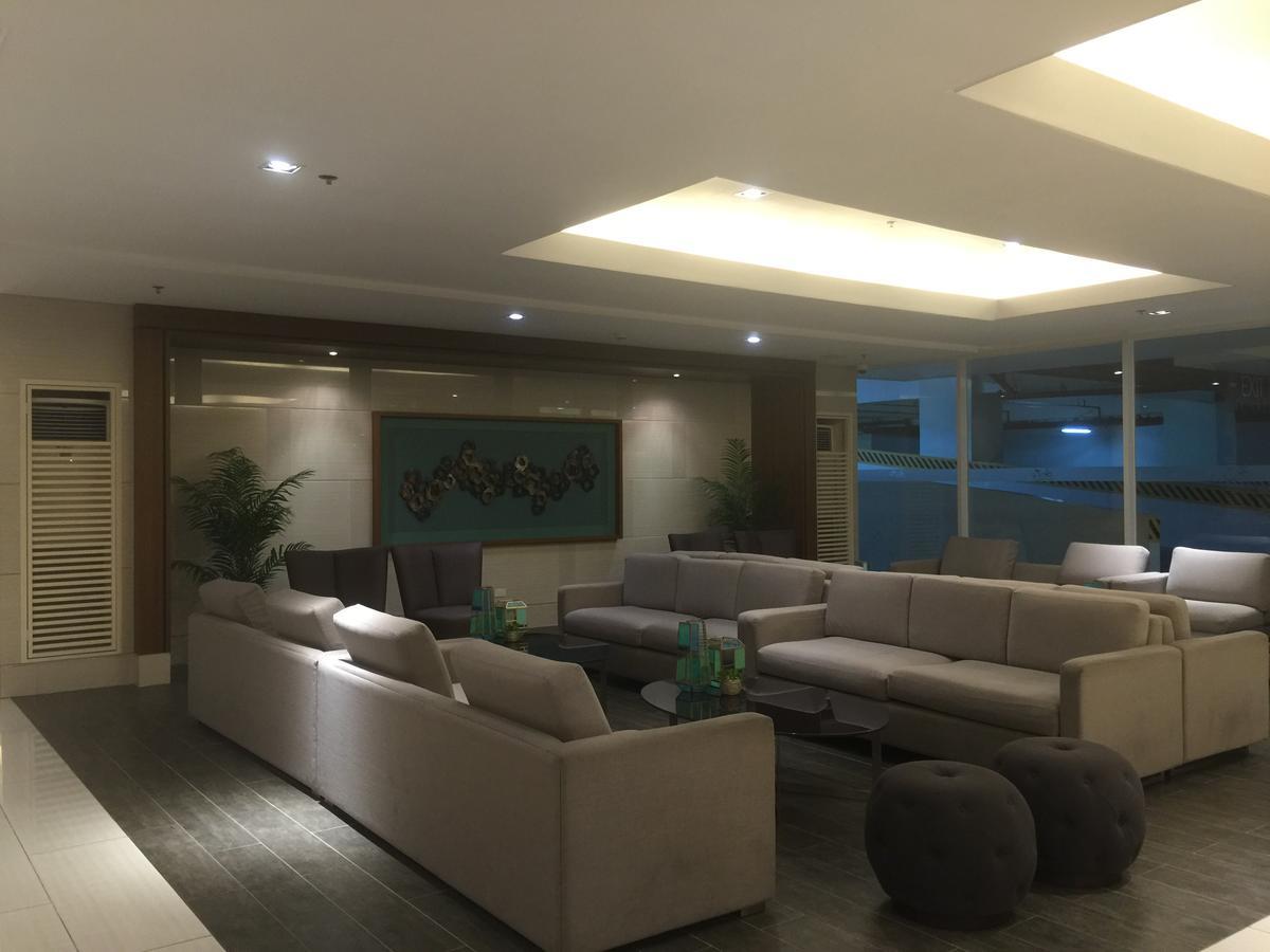 Breeze Residences Condotel Pasay Kültér fotó