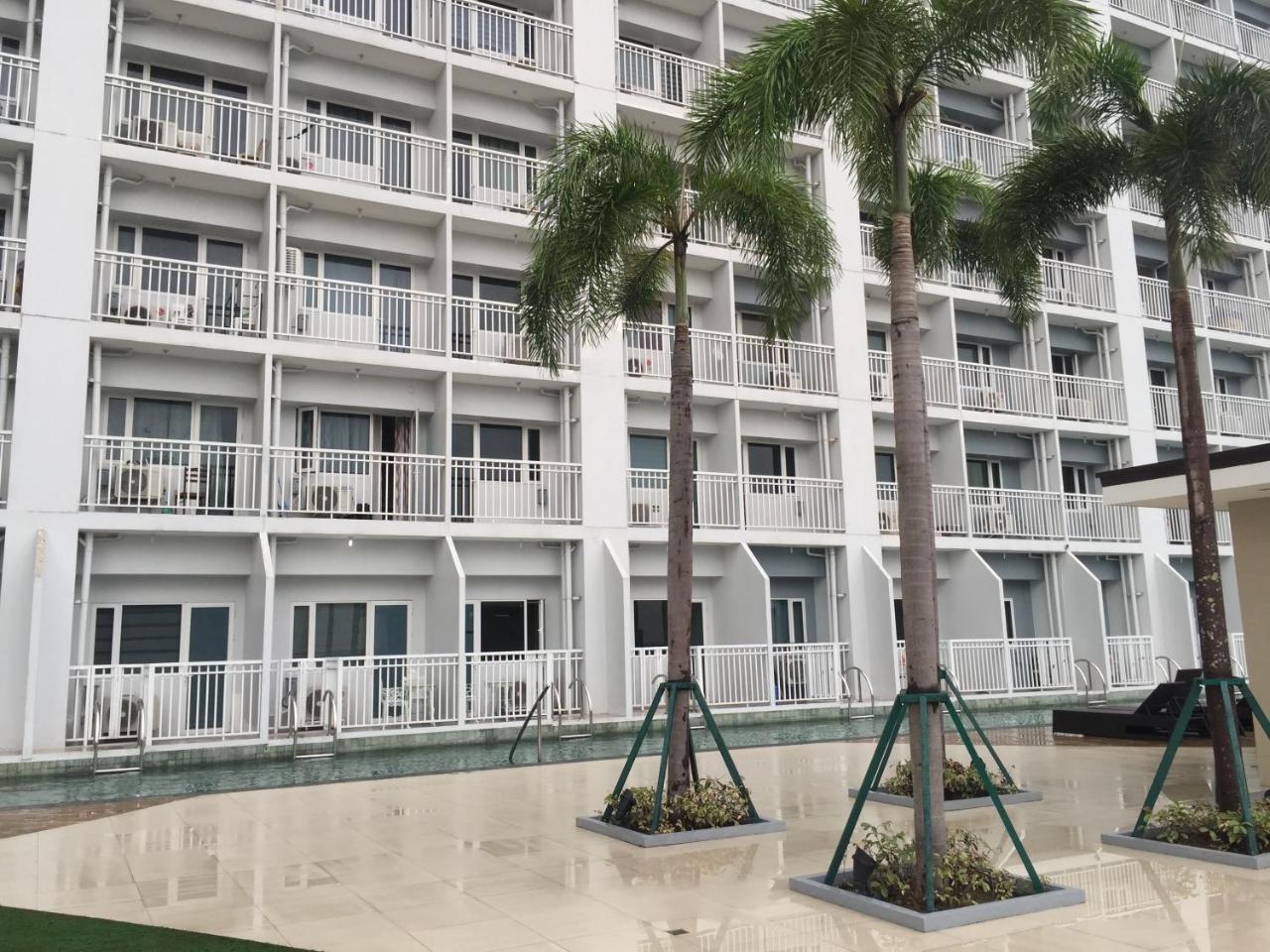 Breeze Residences Condotel Pasay Kültér fotó